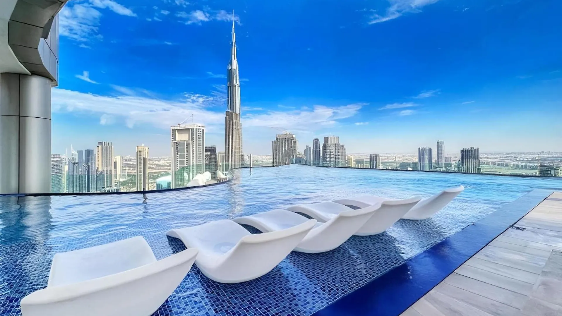 Famous Infinity Pool 64Th Floor Near Burj Khalifa Apartment Dubai 0*,  United Arab Emirates
